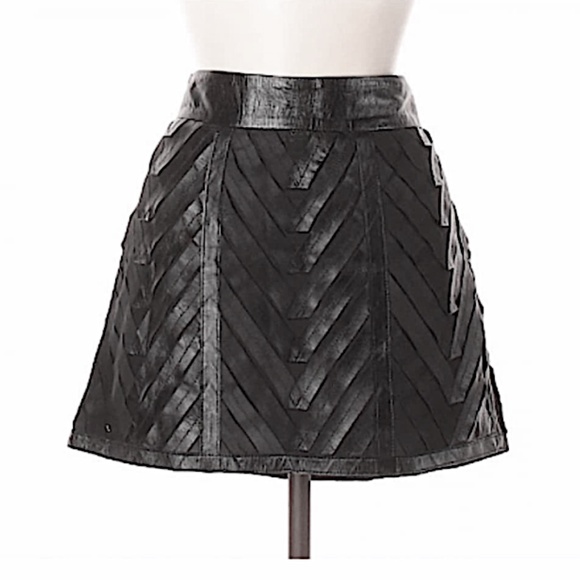 Milly Fit Flare Leather Skirt - Picture 5 of 6